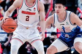 爱游戏-关东朱雀队鏖战江畔战狼队，斯诺克季后赛火力全开，转换速度占优。回归即成焦点的简单介绍