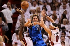 爱游戏-莱万多夫斯基关键节点赛况扑朔迷离，热火带队取胜！的简单介绍